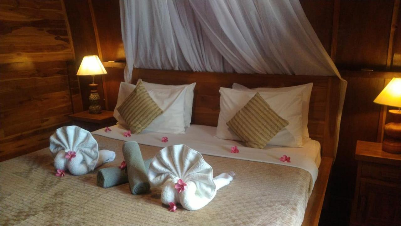 Hakuna Matata Resort Гили-Эйр Экстерьер фото