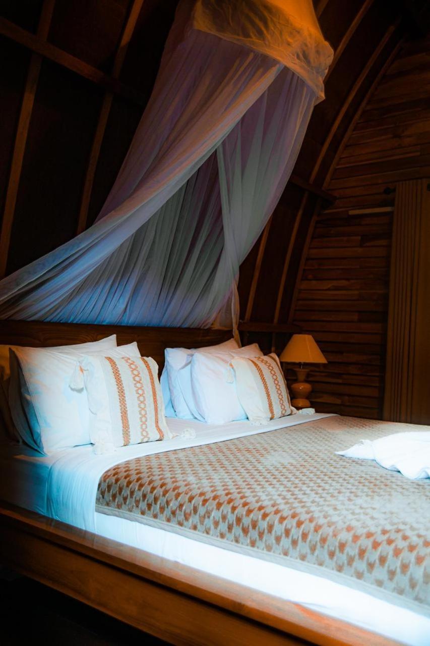 Hakuna Matata Resort Гили-Эйр Экстерьер фото