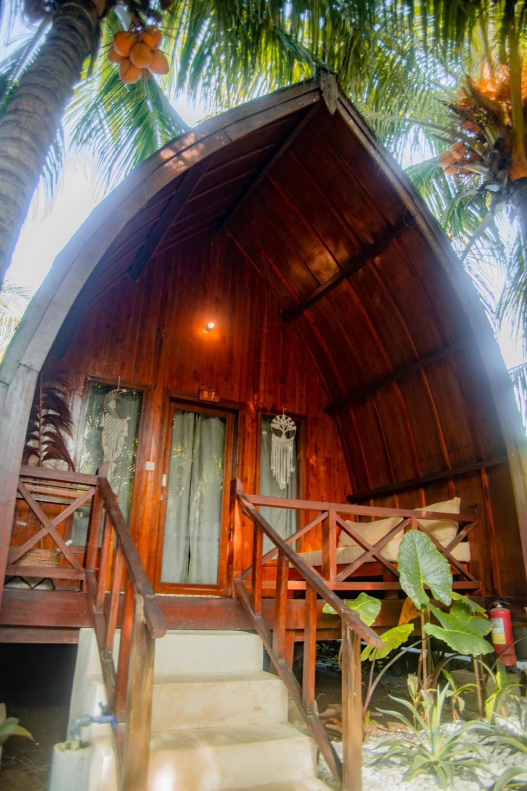 Hakuna Matata Resort Гили-Эйр Экстерьер фото